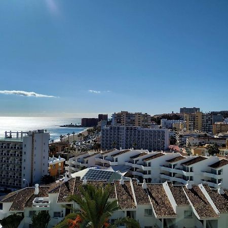 Deluxe Apartment In Benalbeach With Beach Views ベナルマデナ エクステリア 写真